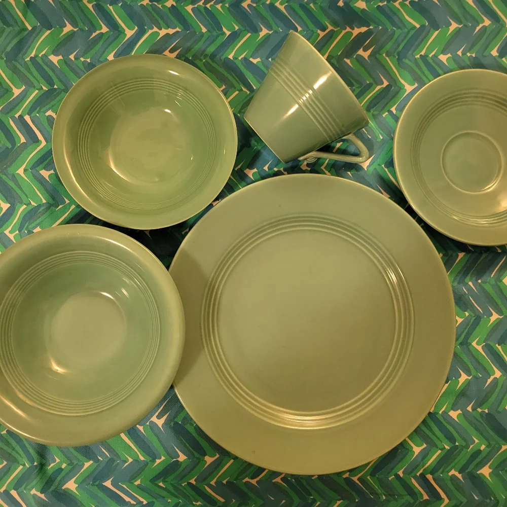 Vintage Harlequin by Homer Laughlin 5-Piece Place Setting ~ Turquoise ~ Blue ~